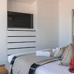 Design 3bdr Duplex W/balcony By Lovelystay Lejlighed