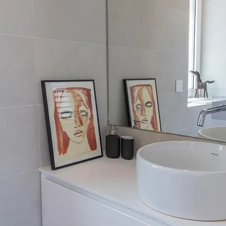 Design 3bdr Duplex W/balcony By Lovelystay Lissabon