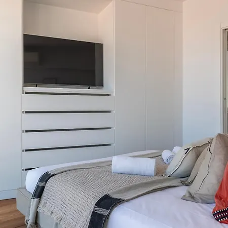 Design 3bdr Duplex W/balcony By Lovelystay Appartement