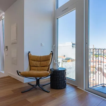 Design 3bdr Duplex W/balcony By Lovelystay Apartmán Lisboa