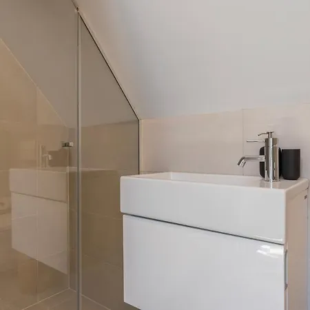 Design 3bdr Duplex W/balcony By Lovelystay * Lissabon