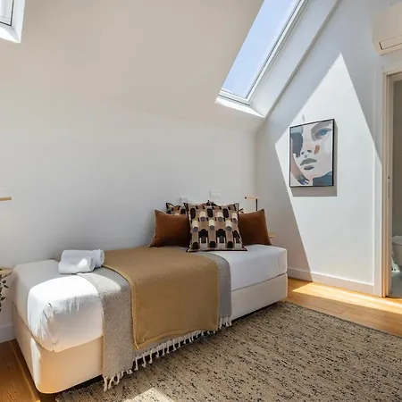 Design 3bdr Duplex W/balcony By Lovelystay * Lissabon